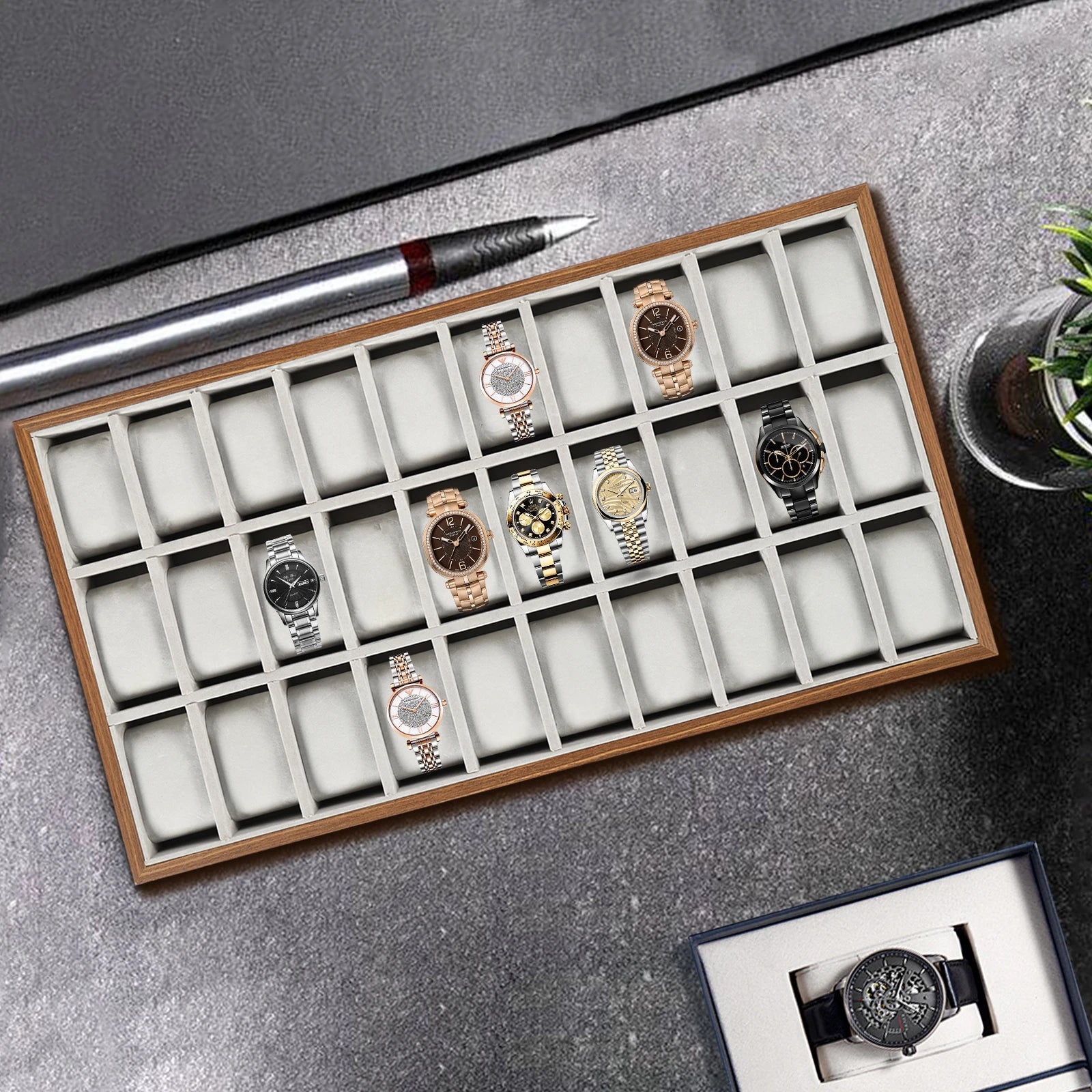 30-Slot Watch Box Organizer Watch Case W/ Glass Lid Retro Watch Storage Box Classic Watch Display Case Jewelry Storage For Rings