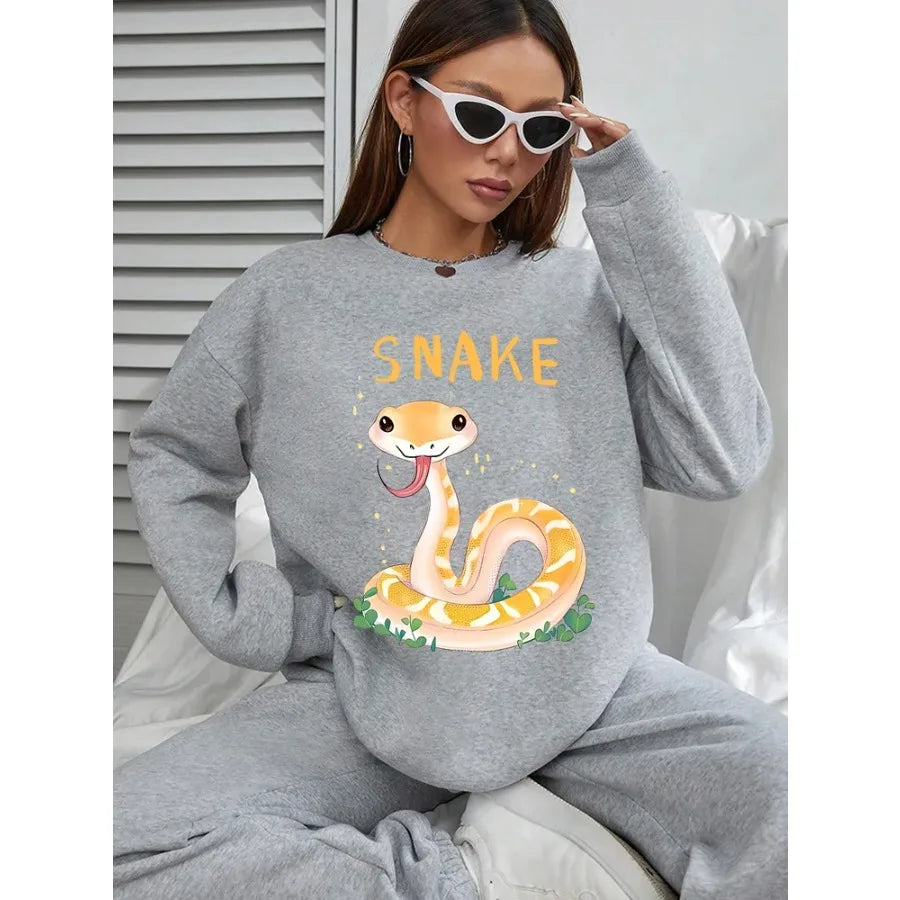 Basic Women Casual Long Sleeve Yellow Snake Print Round Neck Pullover for Spring Autumn